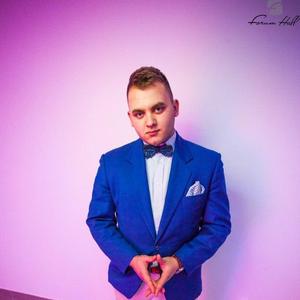 Misha Bezushko-Hello (cover by Lionel Richie)