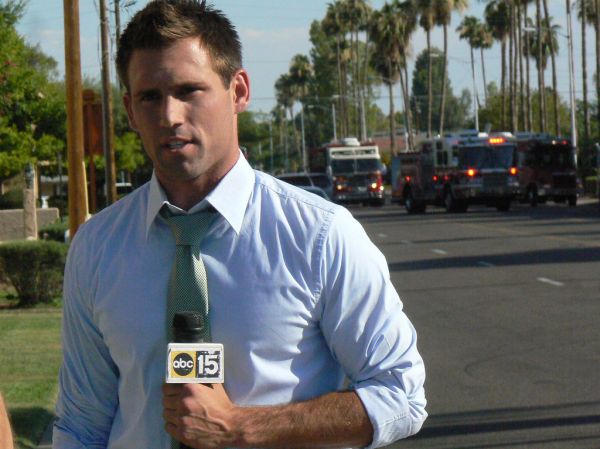 ABC 15's Dave Biscobing Reporting on Suspicious Powder Found in Scottsdale