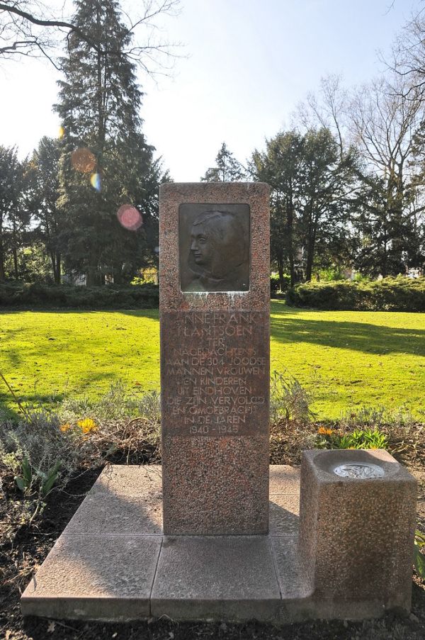 Kunst in het Anne Frank Plantsoen Eindhoven