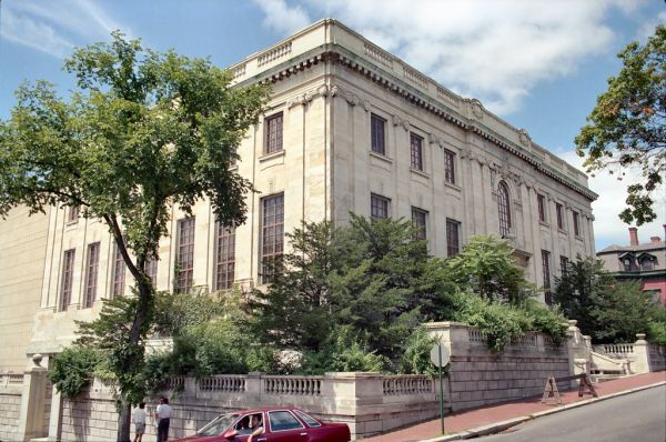 A_18 College Hill - John Hay Library (1910 & 1939) - 20 Prospect Street - Brown University - Looking North-West