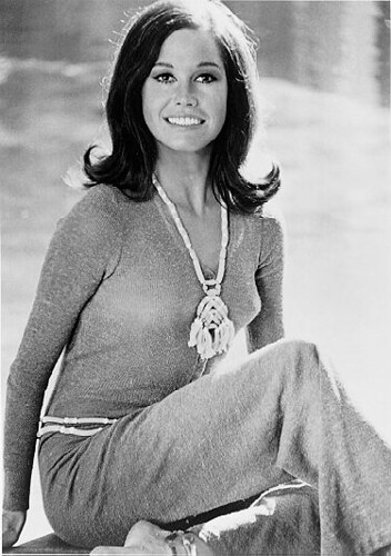 Mary Tyler Moore (test picture)