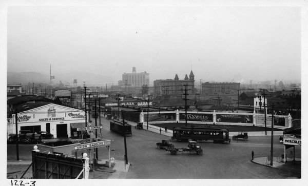 Intersection of North Broadway and Sunset Boulevard showing traffic congestion, Los Angeles, 1922 (AAA-EN-122-3)
