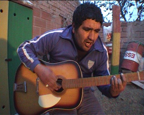 Mendoza, territorio Punk (2007) de Andres Lübbert . Catálogo CINESUD