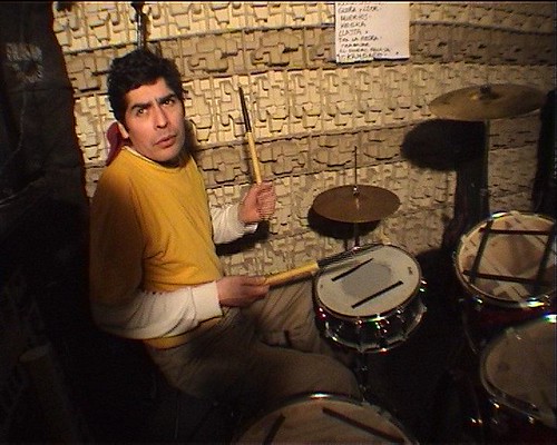 Mendoza, territorio Punk (2007) de Andres Lübbert . Catálogo CINESUD