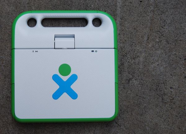 OLPC XO: Background and Review