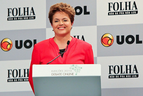 São Paulo - SP. Dilma em debate transmitido online pela UOL/Folha