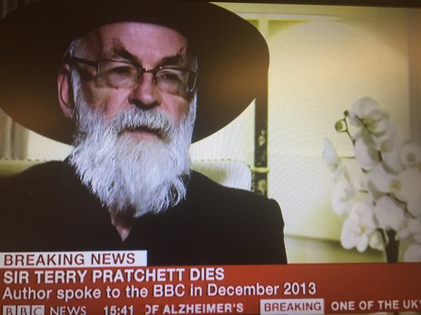 BBC News breaks the news of Terry Pratchett's death