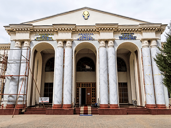 National Museum of Antiquities 20141007 Tajikistan 1427 crop Dushanbe (16070647428)