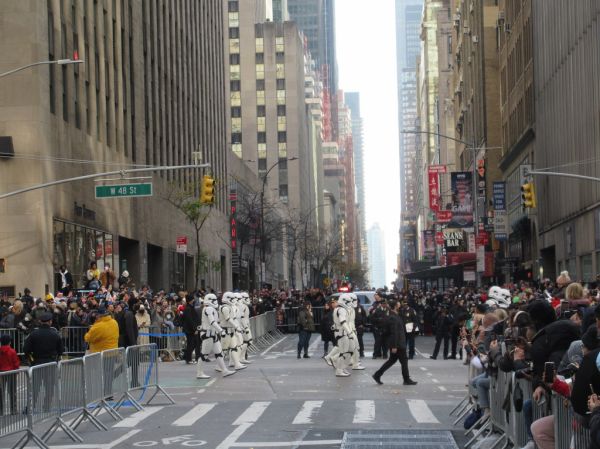 2021 Macys 95th Thanksgiving Day Parade Star Wars New Order Stormtroopers 2302