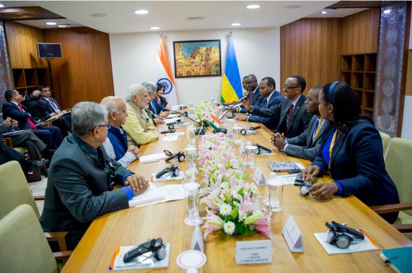 President Kagame meets with Prime Minister Narendra Modi of India, 10 January 2017
