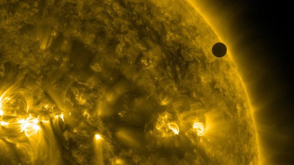 SDO's Ultra-high Definition View of 2012 Venus Transit - 171 Angstrom