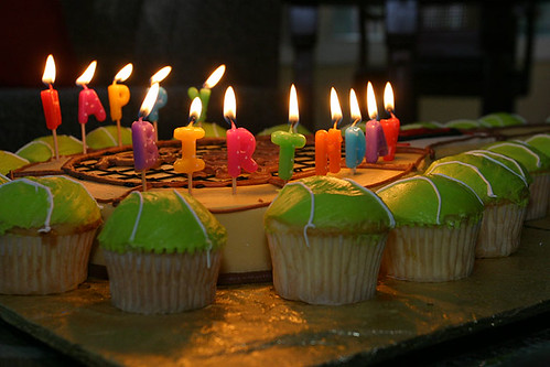 Tennis-themed birthday cake