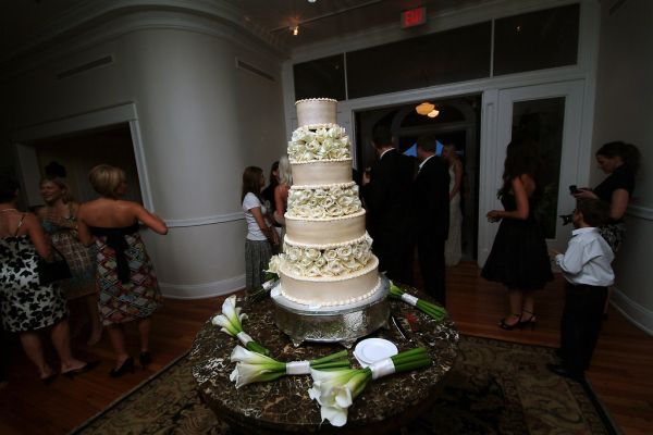 Cake Flowers - Shirley's Flowers & Gifts, Inc., in Rogers, Ark.; www.hudsonphotos.com