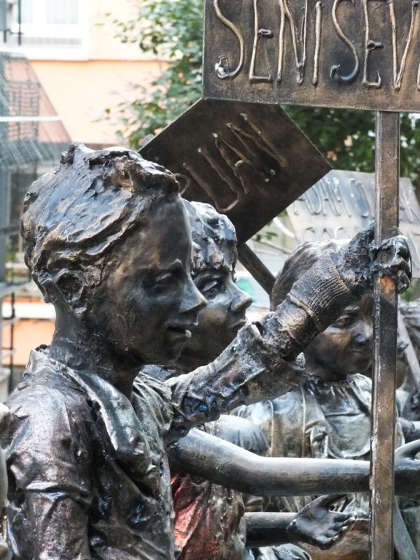 Barış Manço remember house