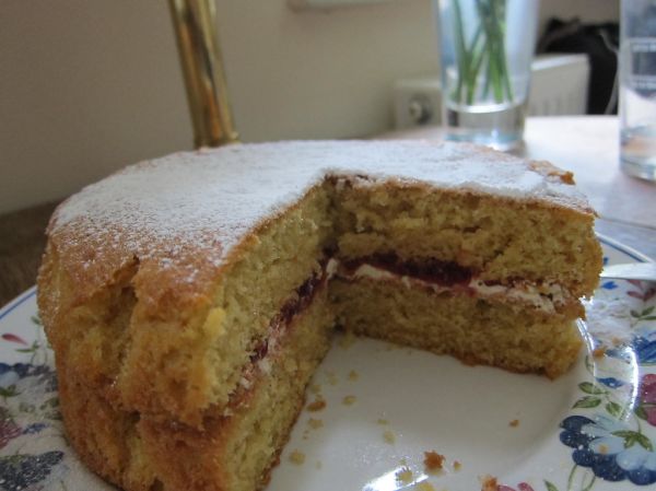 First attempt at Victoria Sponge
