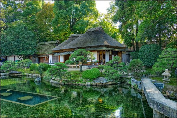 Kora-kuen Gardens, Okayama, Japan.07b