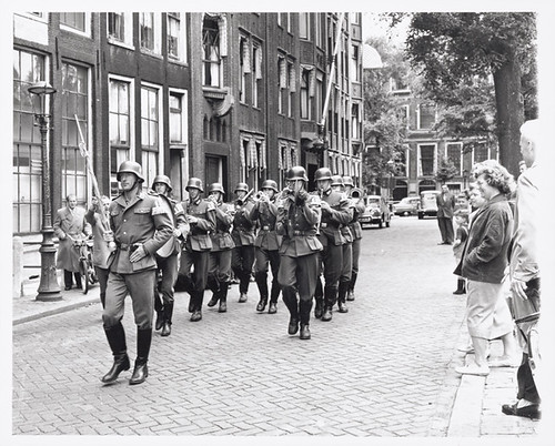 07-30-1958_15308 The diary of Anne Frank