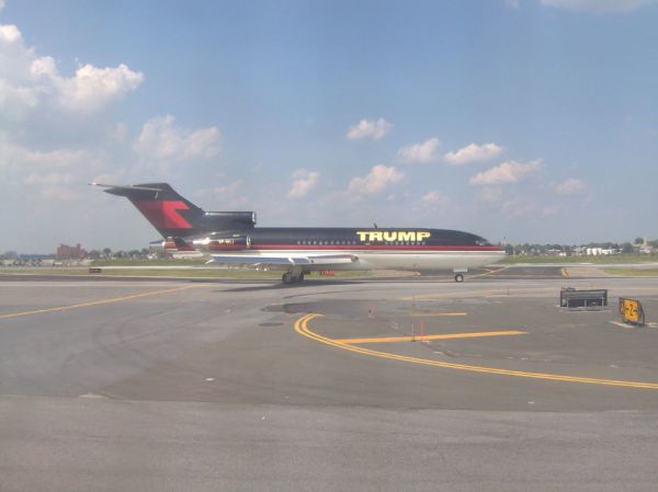 Trump plane