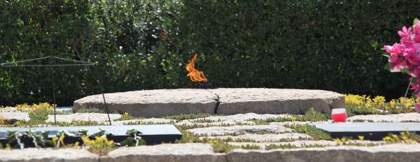 John F Kennedy Grave Site eternal flame - Arlington National Cemetery - 2012-05-19