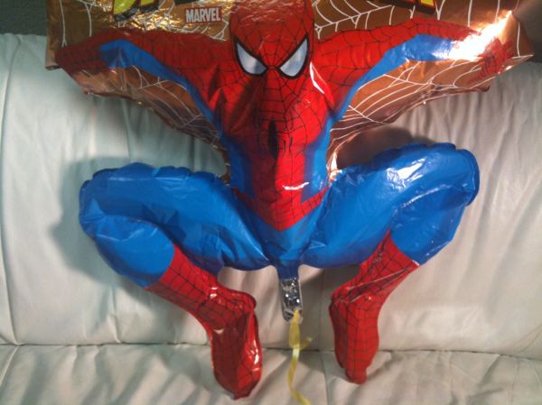 Fail Spiderman Mylar Balloon Reviewed by Mike Mozart on JeepersMedia on YouTube