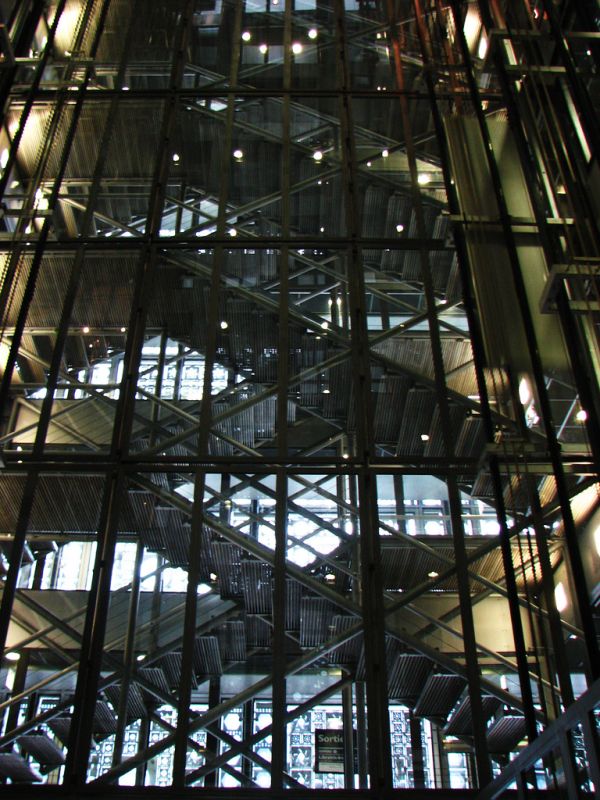 Institut du Monde Arabe interior