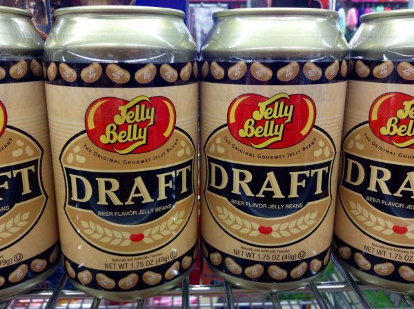 Jelly Belly Draft Beer Flavor Beans, 9/2014, by Mike Mozart of TheToyChannel and JeepersMedia on YouTube #Jelly #Belly #Beer #Flavor