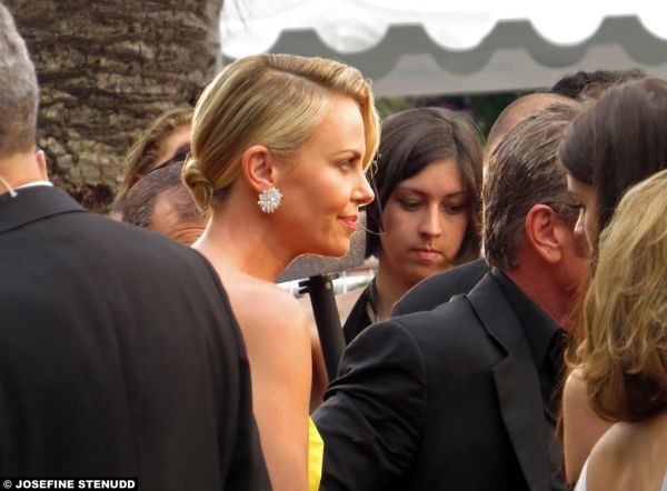 20150514_22k Charlize Theron & (probably...) Sean Penn | The Cannes Film Festival 2015 | Cannes, France