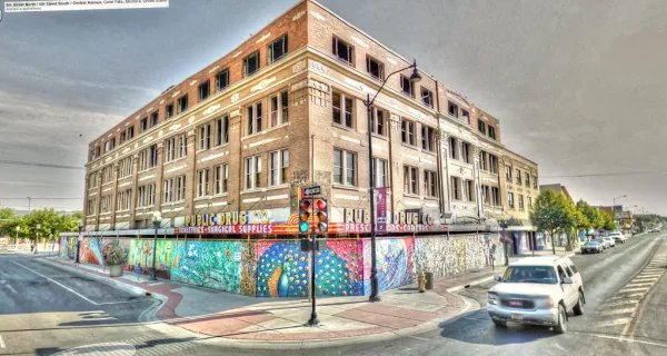 Google Street View - Pan-American Trek - Public Drug