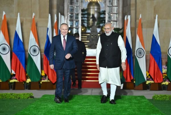 Prime Minister Shri Narendra Modi welcomes President of Russia, Vladimir Putin for the 21st India-Russia Annual Summit