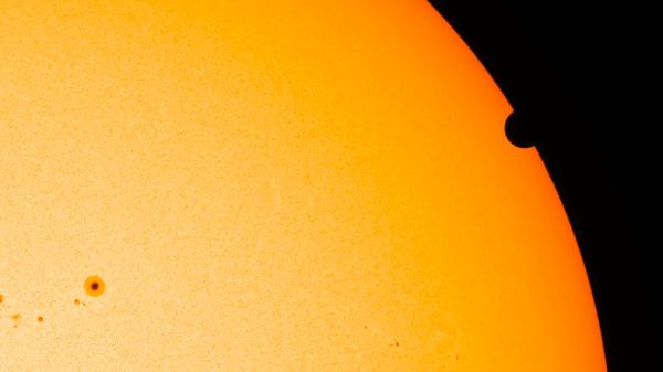 SDO's Ultra-high Definition View of 2012 Venus Transit - HMI Instrument