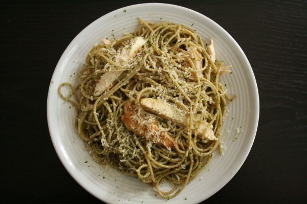 fresh pesto, grilled chicken and whole wheat pasta