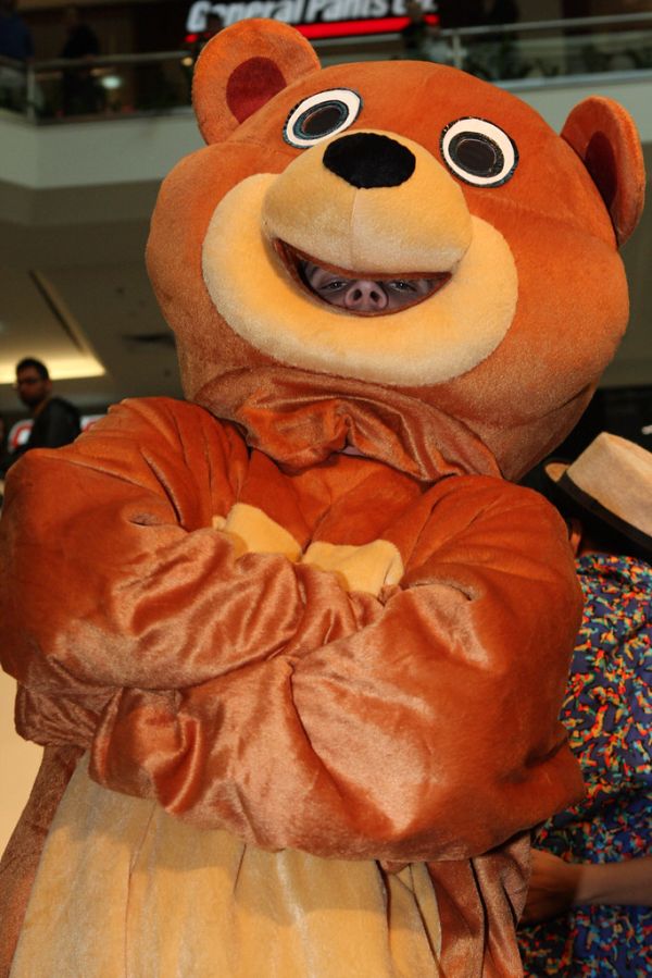 Johnny Ruffo, Rimmel, Girlfriend model search