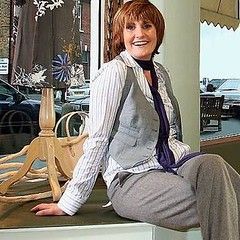 Having a flat day as I get through the bad after effects of opioids used for pain killers with cancer treatment... laying on the couch watching #AntiquesRoadshow and @maryportasofficial in #maryqueenofshops ... don’t have a lot of brains, but I’ll start t