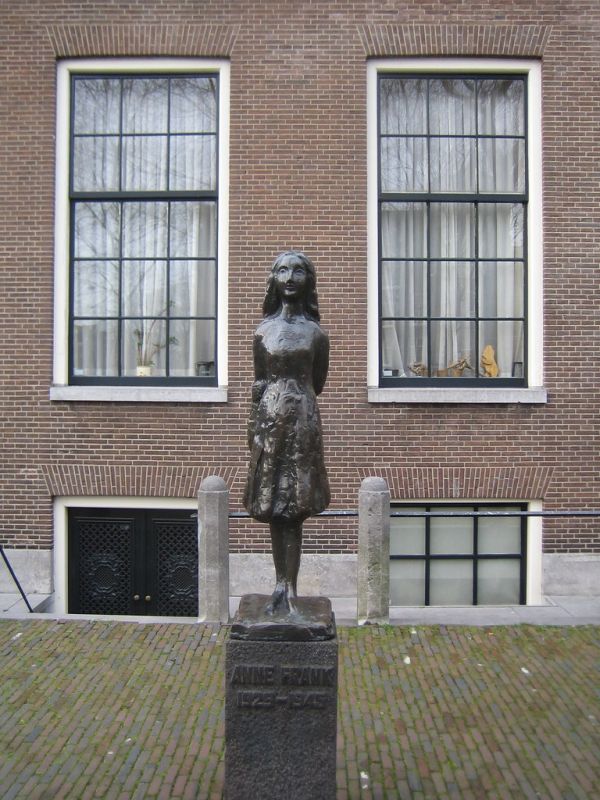 Anne Frank 1929-1945