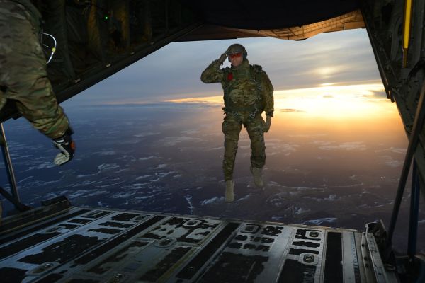 Special Forces Parachute Jump in Germany [Image 4 of 9]