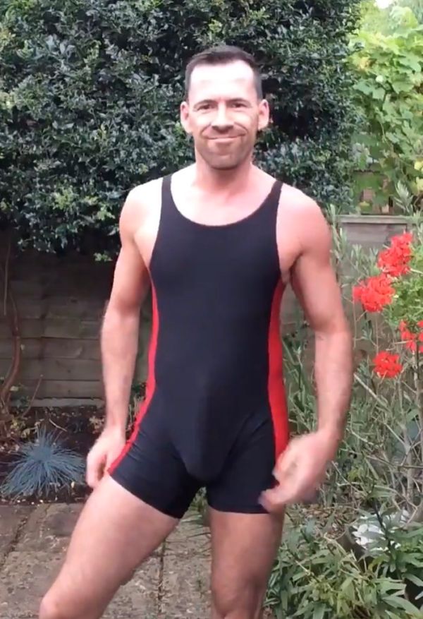 Singlet Dave.