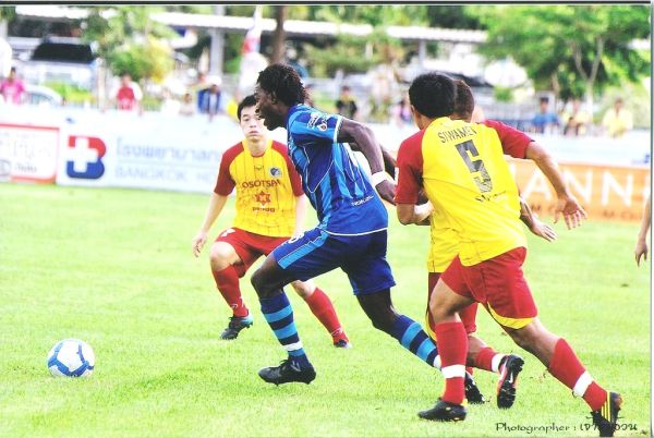 dave simpson soccer chonburi fc