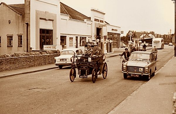 Veteran car Stephens with Archie Binding 028
