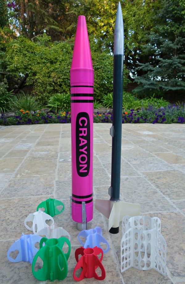 New rockets for XPRS: a Crayon piggybank & 3D-printed fins for the kids