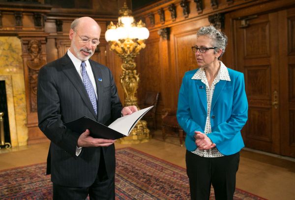 Governor Wolf Meets Tri-State Cardiology and Pulmonary Rehab Members