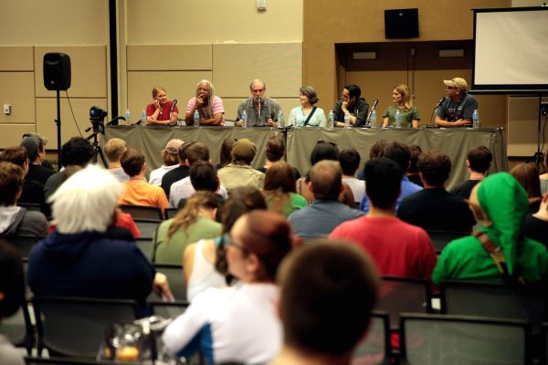 Melissa Hutchison, Dave Fennoy, John Patrick Lowrie, Ellen McLain, Mark Meer & Patricia Summersett