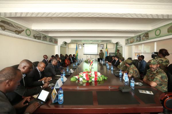 President Kagame visits Bishoftu Automotive Industry- Ethiopia, 17 April 2015