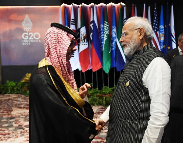 Prime Minister Shri Narendra Modi met other dignitaries on the sidelines of G-20 Summits