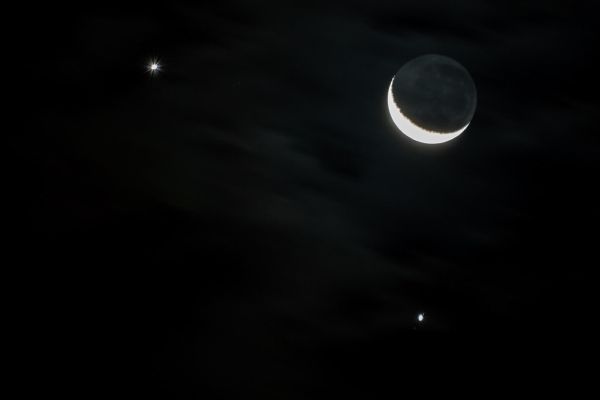 Conjunction of Moon, Venus & Jupiter with clouds