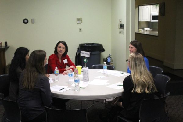 UofL medical students learning about pediatric cardiology from Dr. Lisa Klein
