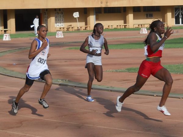 20130307 3e JdI 400m D (9)