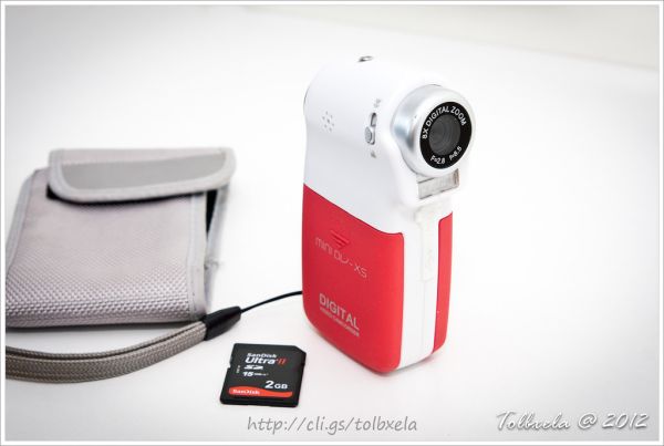 Easypix Mini DV-XS Digital Camcoder