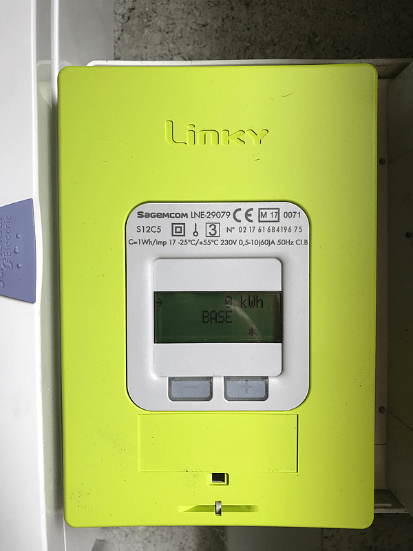 Compteur Linky tout juste installé (France)