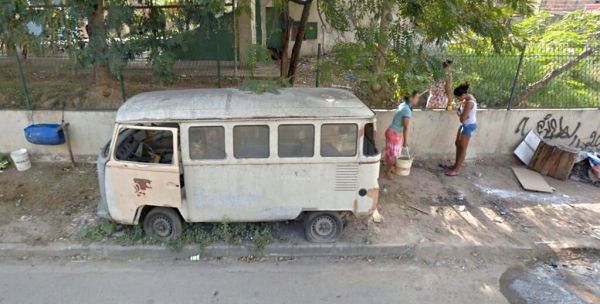 Google Street View - Dead cars