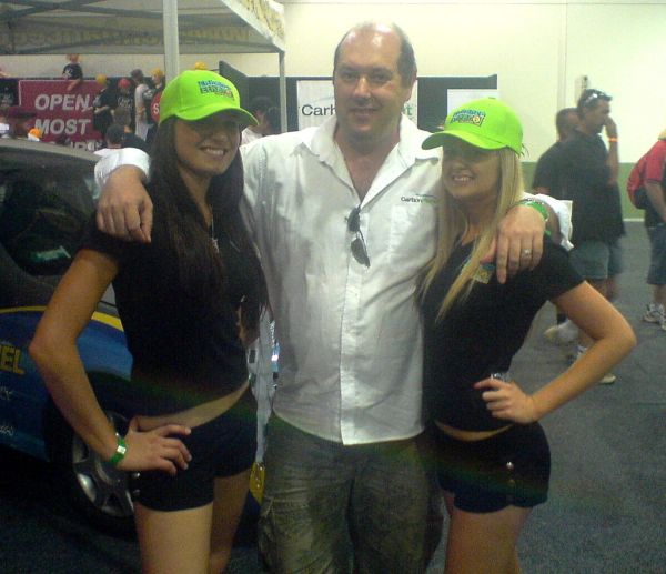 Dave and the hotties